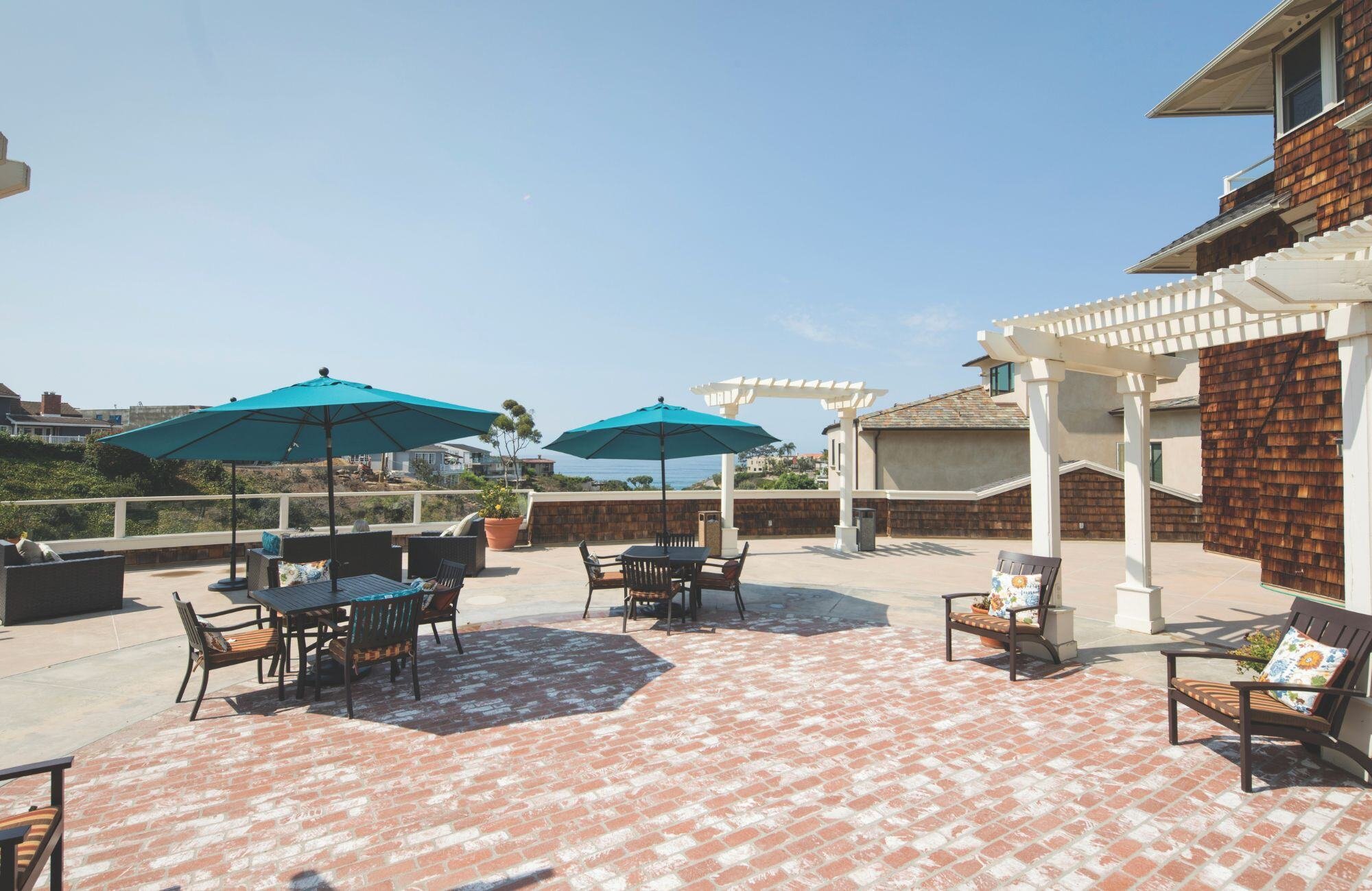 Crown Cove patio