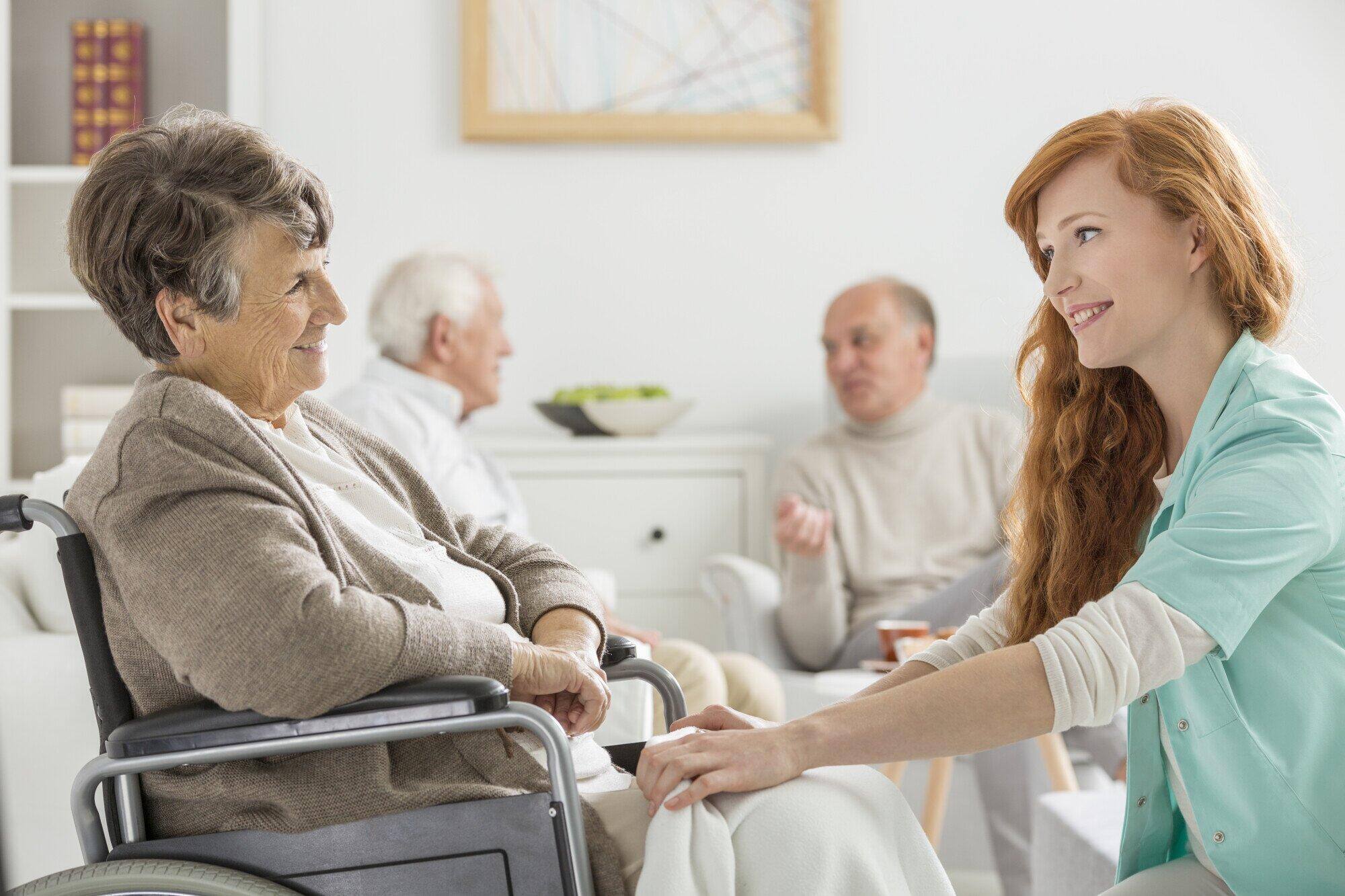 Memory Care vs Assisted Living: Key Differences to Know